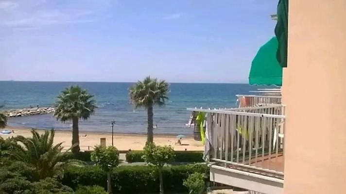 Casa Al Mare Apartment Follonica 0*,  Italy