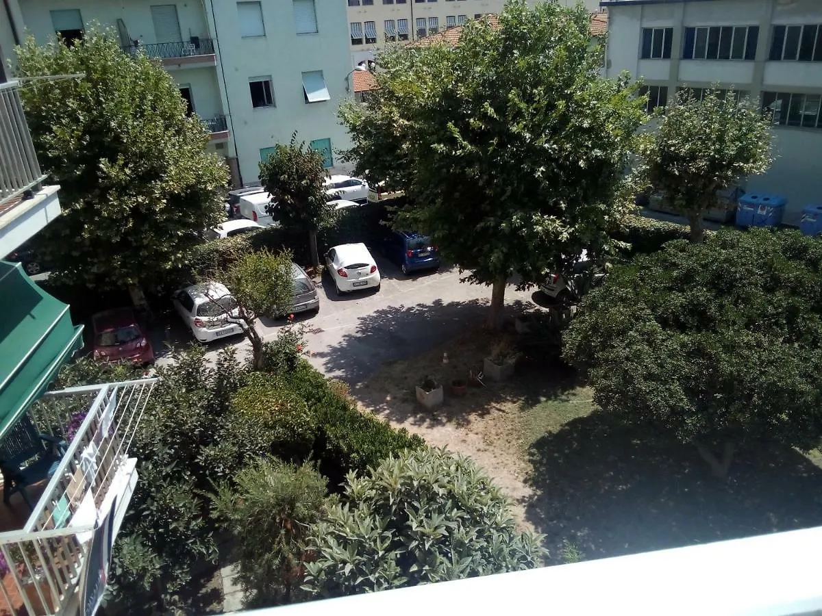 Casa Al Mare Apartment Follonica 0*,
